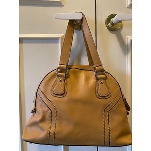 Beautiful Leather Danier purse